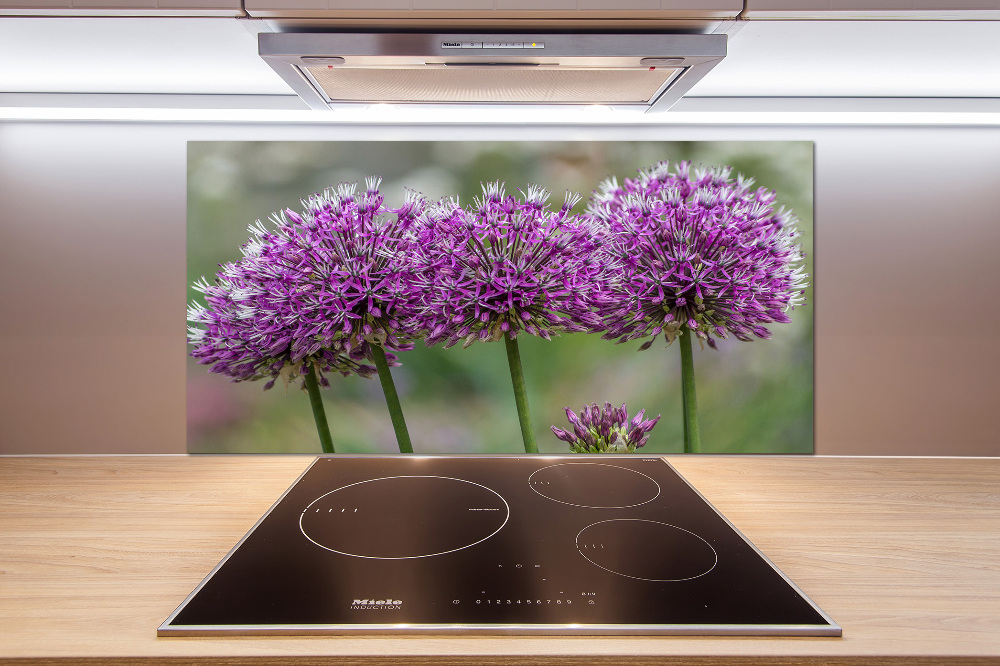 Cooker splashback Garlic flower