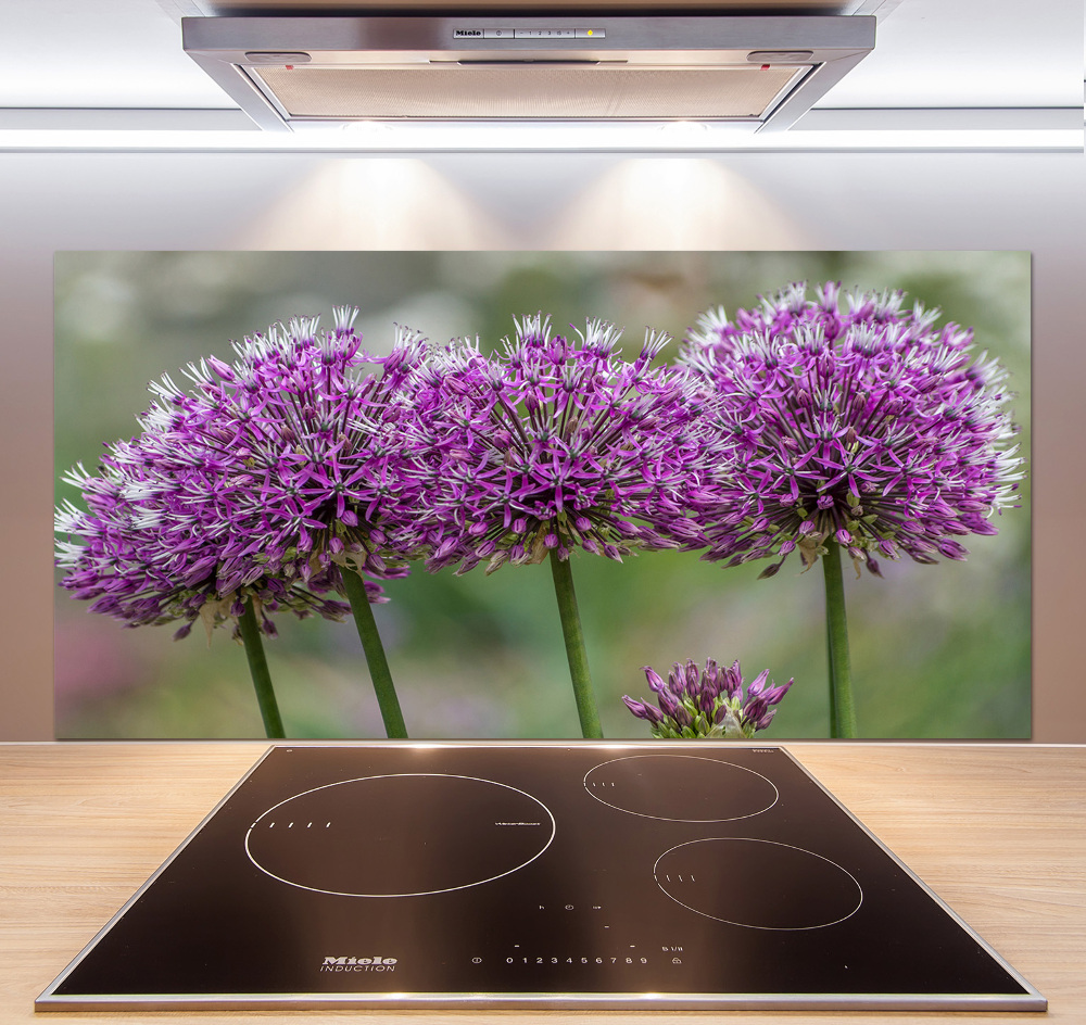 Cooker splashback Garlic flower