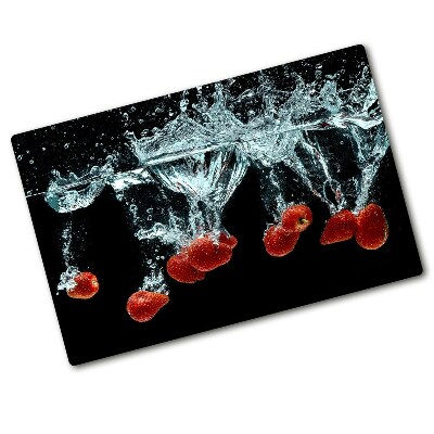 Cutting board Strawberries under water