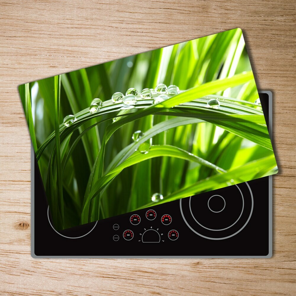 Chopping board Drops on the grass