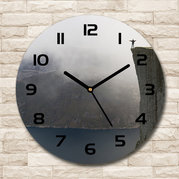 Round wall clock Norwegian cliff