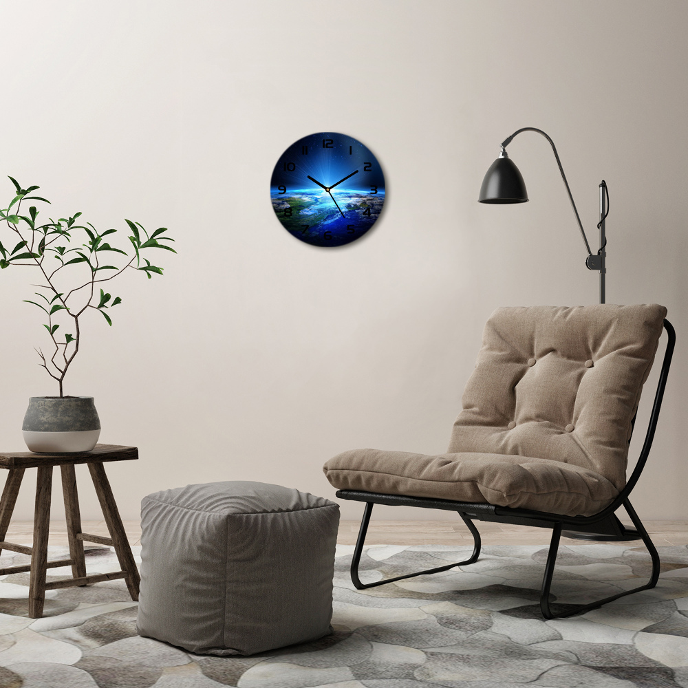 Round wall clock Planet Earth