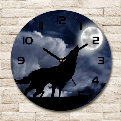 Round wall clock A howling wolf full