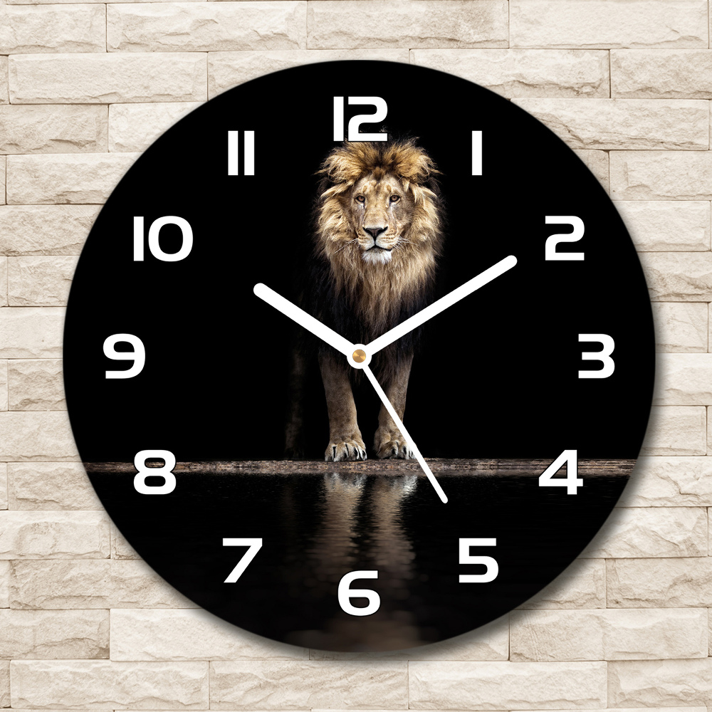 Round wall clock Portrait of a lion