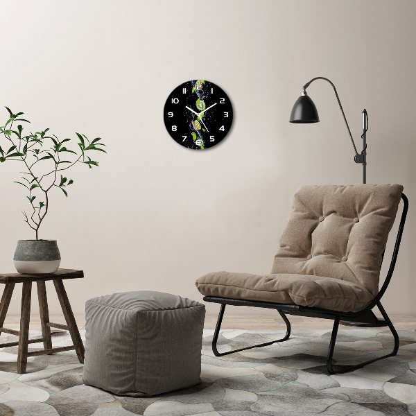 Round wall clock Kiwi and water