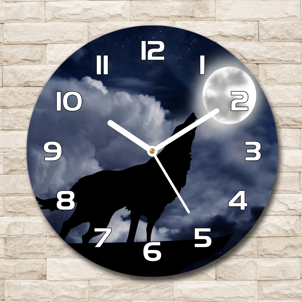 Round wall clock A howling wolf full