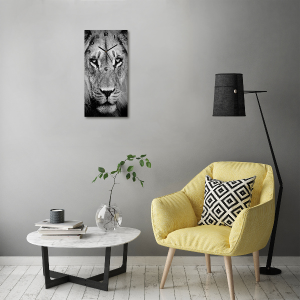 Vertical wall clock Portrait of a lion