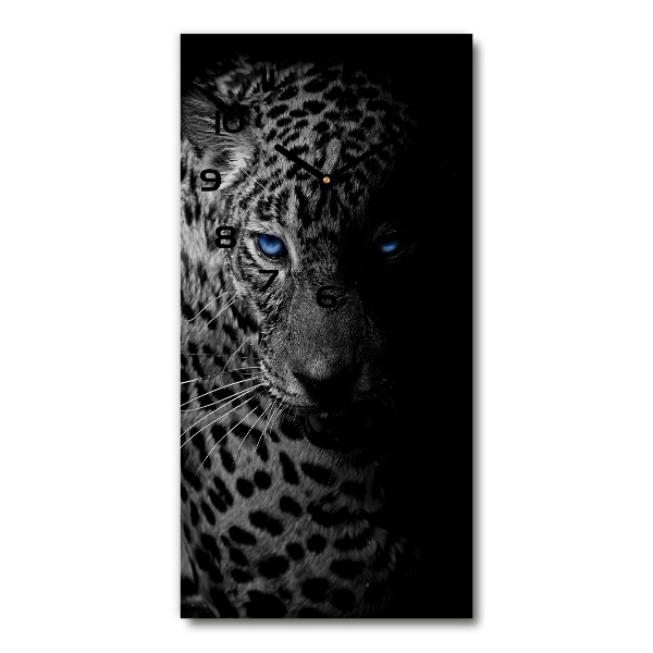 Vertical wall clock leopard