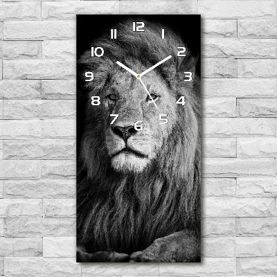 Vertical wall clock Portrait of a lion