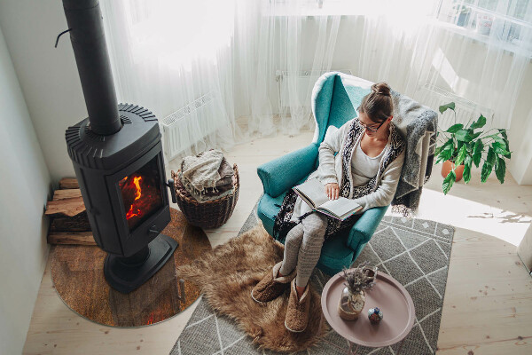 Round tempered glass hearth Rust print on metal surface