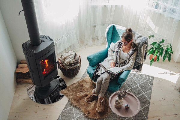 Round tempered glass hearth Abstract wavy and linear patterns