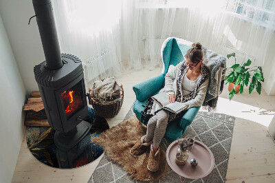 Round glass hearth Stylish leaves in the structure