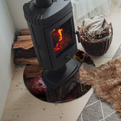 Round tempered glass hearth Floral detail in full bloom
