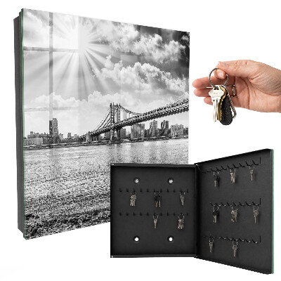 Key storage box The city and the bridge