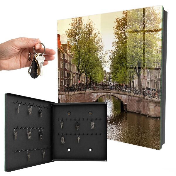 Key box City canal