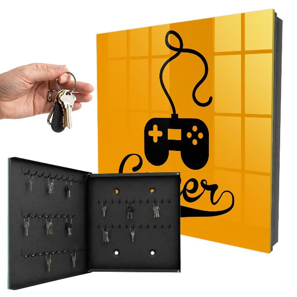 Key storage box Mat and the word PLAYER