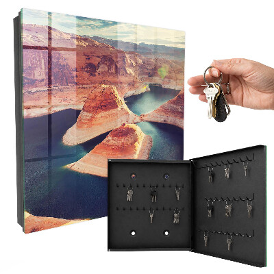 Key box Rocks and water