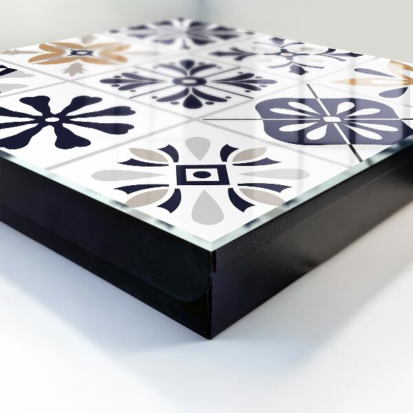 Key box Geometric patterns