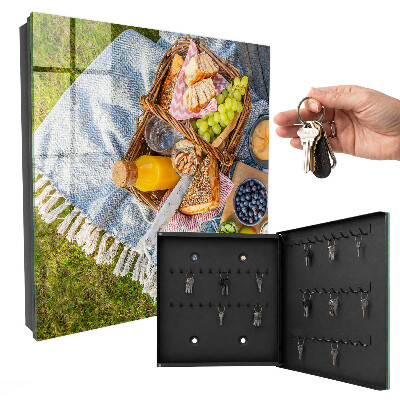 Key storage box An idyllic picnic