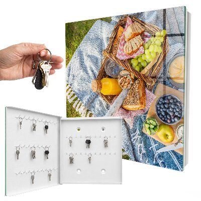 Key storage box An idyllic picnic