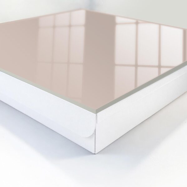 Key box Warm, subdued beige