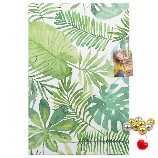 Pin board Tropical leaf pattern in shades of green