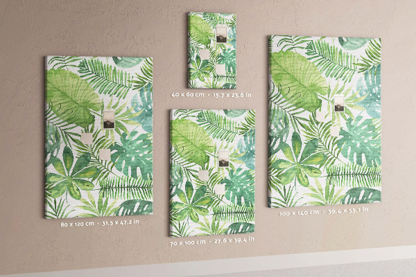 Pin board Tropical leaf pattern in shades of green