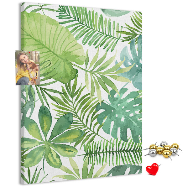 Pin board Tropical leaf pattern in shades of green