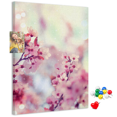 Pin board Floral accents in delicate shades