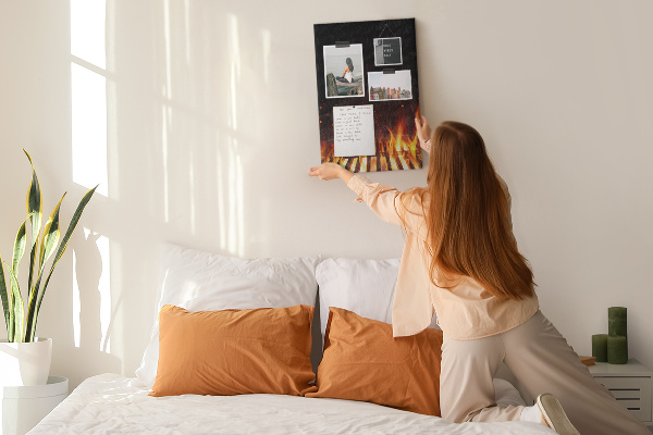 Wall cork memo board A blazing fire with smoke rising