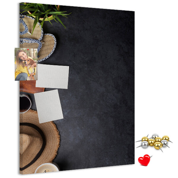 Memo cork board Stylish layout with natural accents