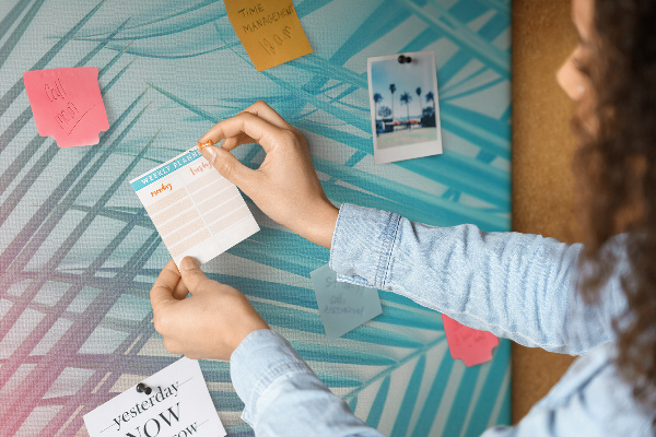 Wall cork memo board Tropical palm leaves in pastel shades