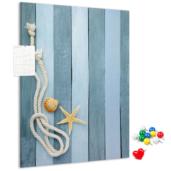 Pin board Seaside vibe with blue planks and a shell