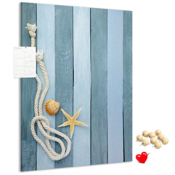 Pin board Seaside vibe with blue planks and a shell