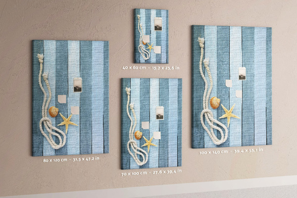 Pin board Seaside vibe with blue planks and a shell