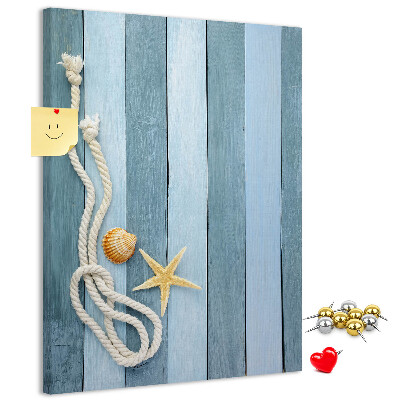 Pin board Seaside vibe with blue planks and a shell