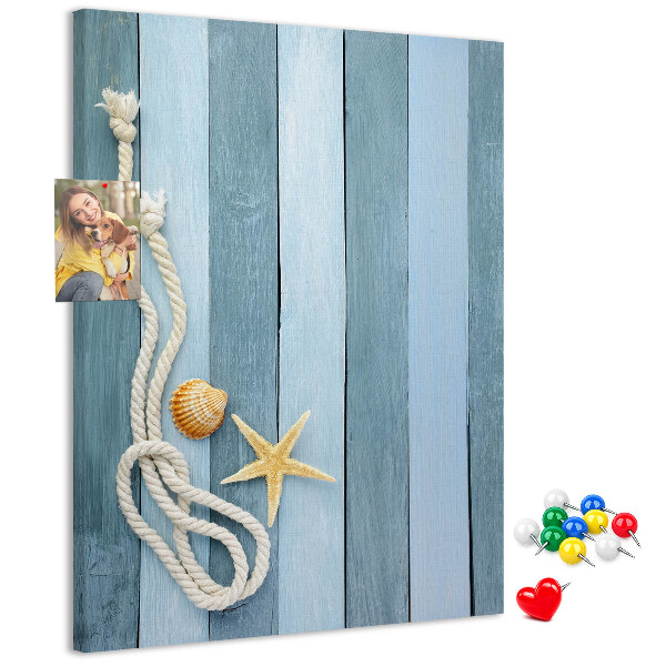 Pin board Seaside vibe with blue planks and a shell