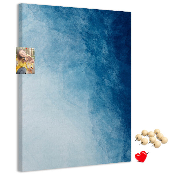 Pin board Shades of blue in a delicate weave