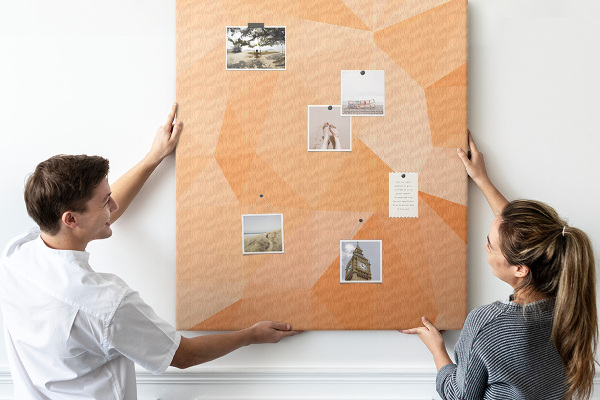 Pin board Geometry in shades of orange and beige