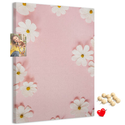 Pin board Pink background with white daisy flowers