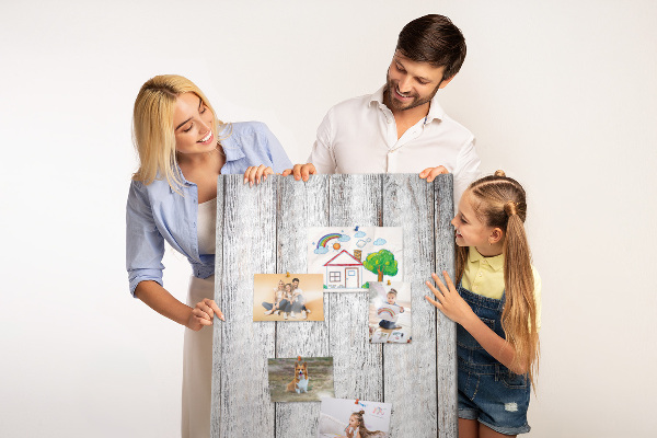 Memo cork board Creaking boards in shades of gray