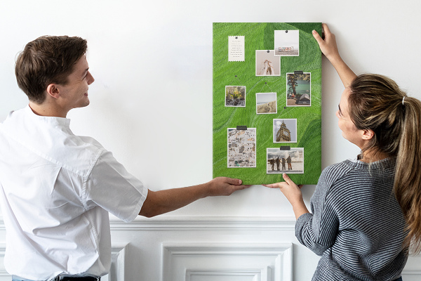 Memo cork board Green waves with delicate lines