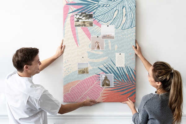 Pin board Tropical pattern with palm leaves