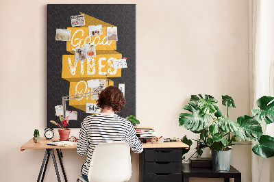 Memo cork board Positive vibes on a dark background