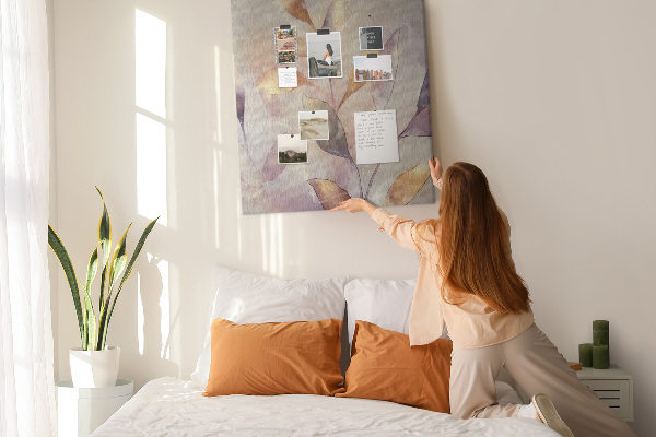 Wall cork memo board Delicate leaves in pastel shades