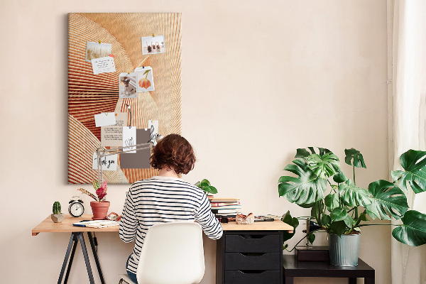 Pin board Waves and curves in shades of beige