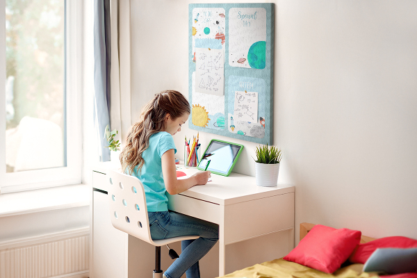 Pin board Cosmic planner with a planetary motif
