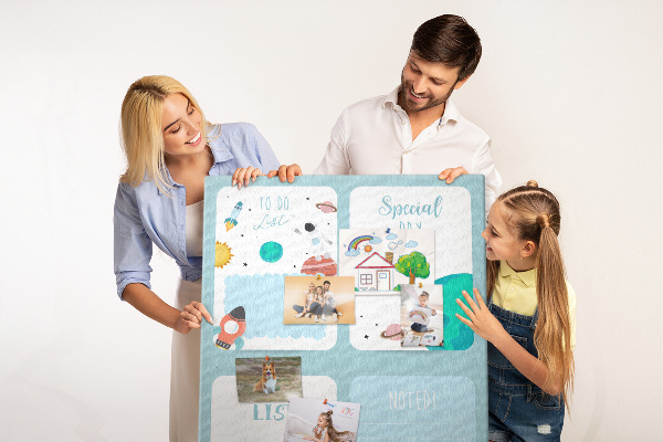 Pin board Cosmic planner with a planetary motif