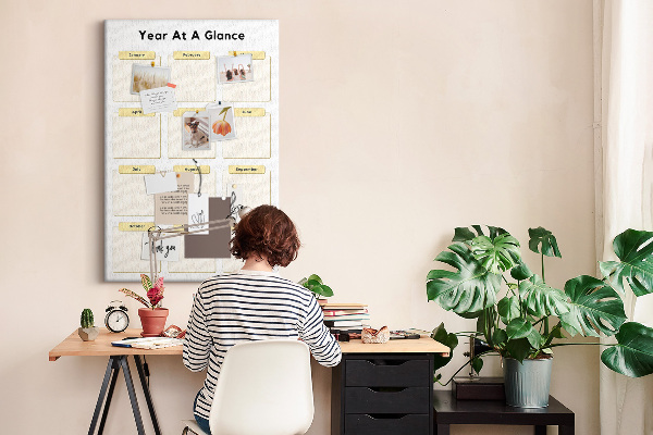 Wall cork memo board Annual calendar for event planning