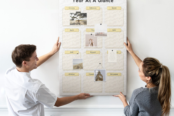 Wall cork memo board Annual calendar for event planning